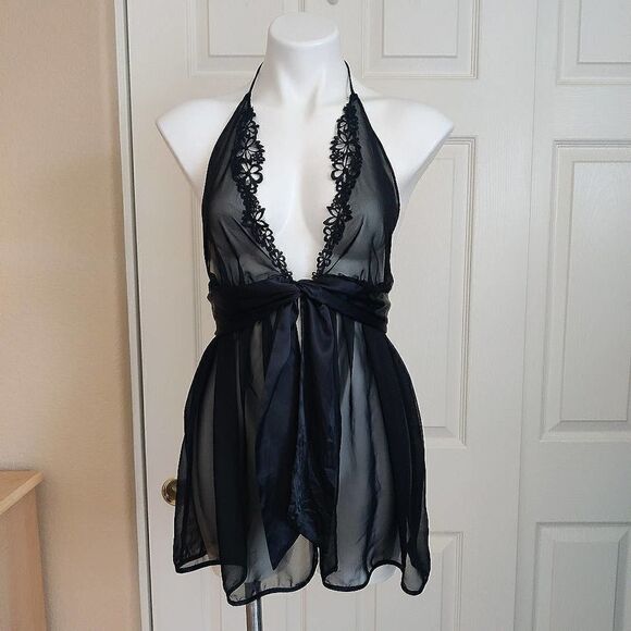 Victoria's Secret Very Sexy black sheer tie front halter chemise M - Picture 1 of 11
